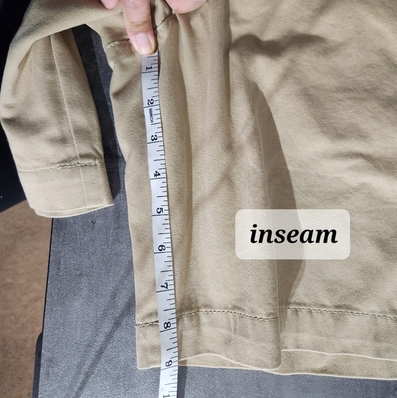 Izod Khaki Shorts Mens 32 - Picture 7 of 8